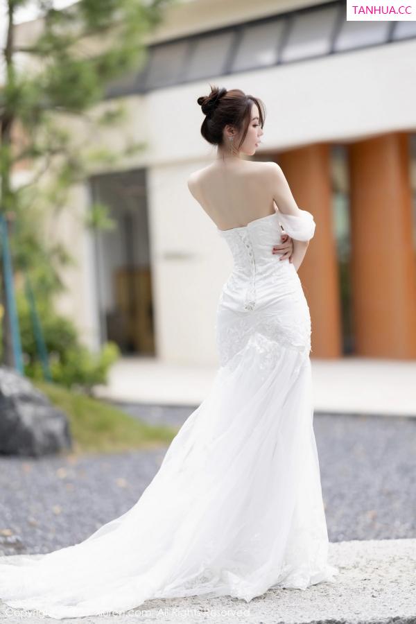 梦心玥  [XiuRen]高清写真图 2023.08.30 No.7310 梦心玥 婚纱美腿第13张图片